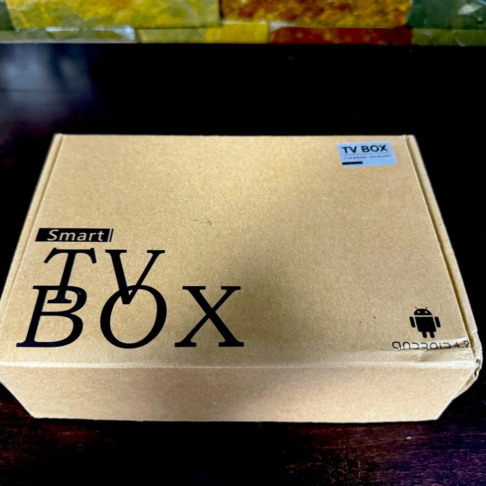 Android 4.2 smart TV box